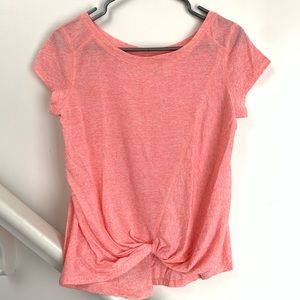 Thin coral pink/orange t-shirt